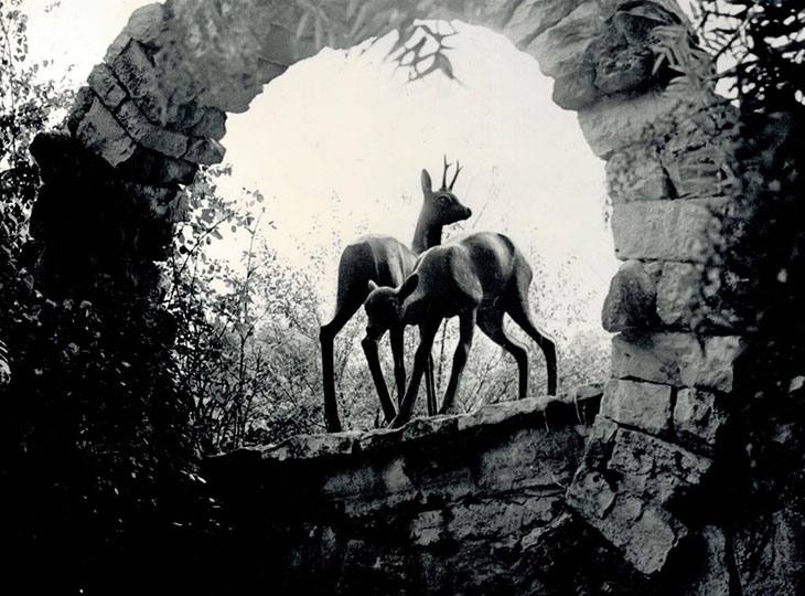 Любимите на поколения плевенски деца скулптури на сърничка и еленче в Плевен ще бъдат възстановени