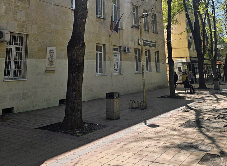 Стартира дългоочакваният ремонт на пешеходната зона в централната градска част на Добрич