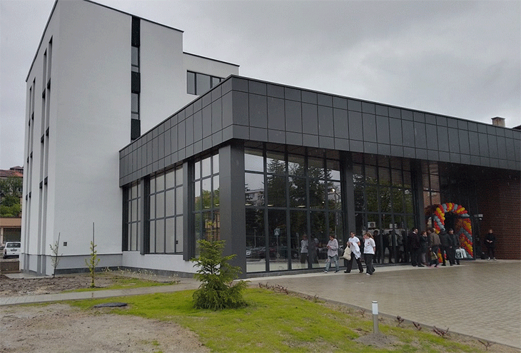 Сградата на Международния младежки център в Перник беше официално открита